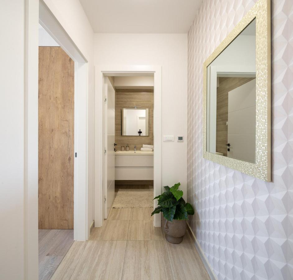Mintos Luxury Resort Podstrana Ngoại thất bức ảnh