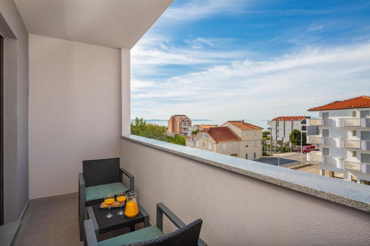 Mintos Luxury Resort Podstrana Ngoại thất bức ảnh